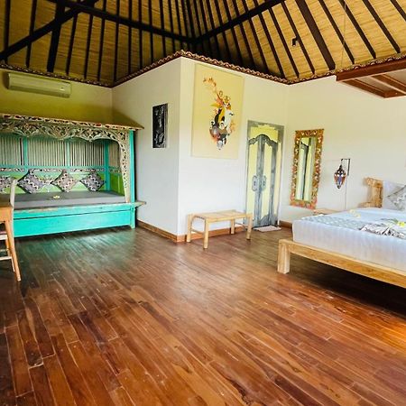 Sri Lestari Banyuatis Villa Munduk Exteriör bild