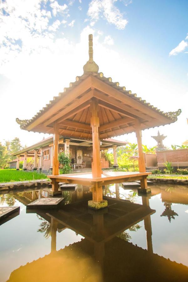 Sri Lestari Banyuatis Villa Munduk Exteriör bild